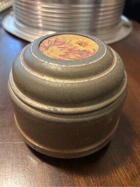 Vintage 1930s 1940s Aluminum Powder Puff Music Box Vanity Jar